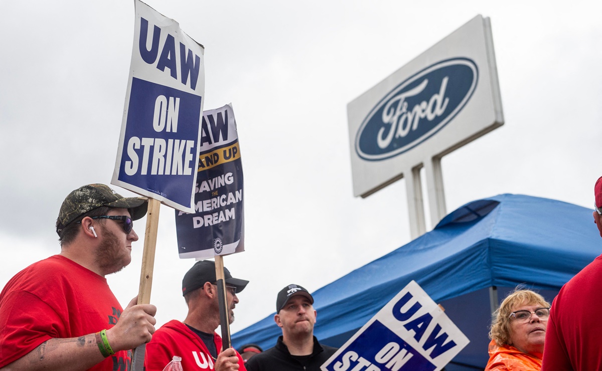 Sindicato confirma acuerdo con Ford para terminar la huelga automotriz en Estados Unidos