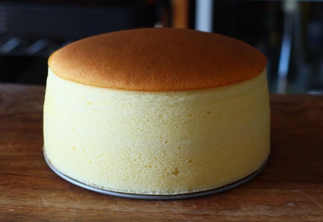 Prepara un suave cheesecake japonés en casa