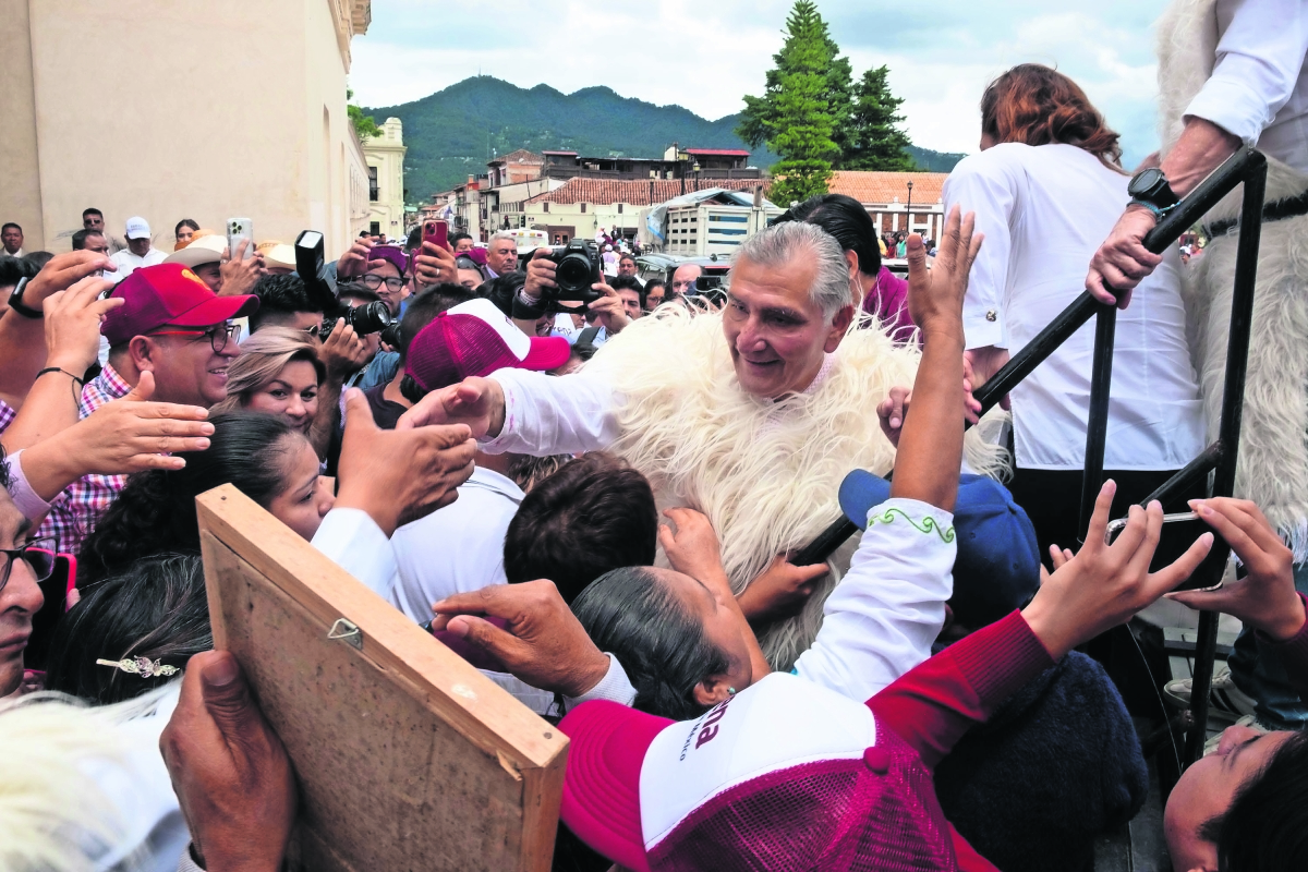 Adán Augusto afirma que ningún juez frena textos 