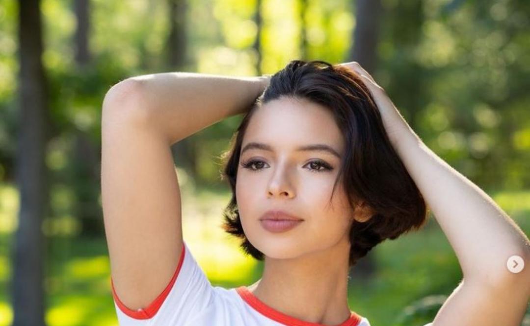 Ángela Aguilar presume sus curvas con un coordinado de Skims, la marca de Kim Kardashian