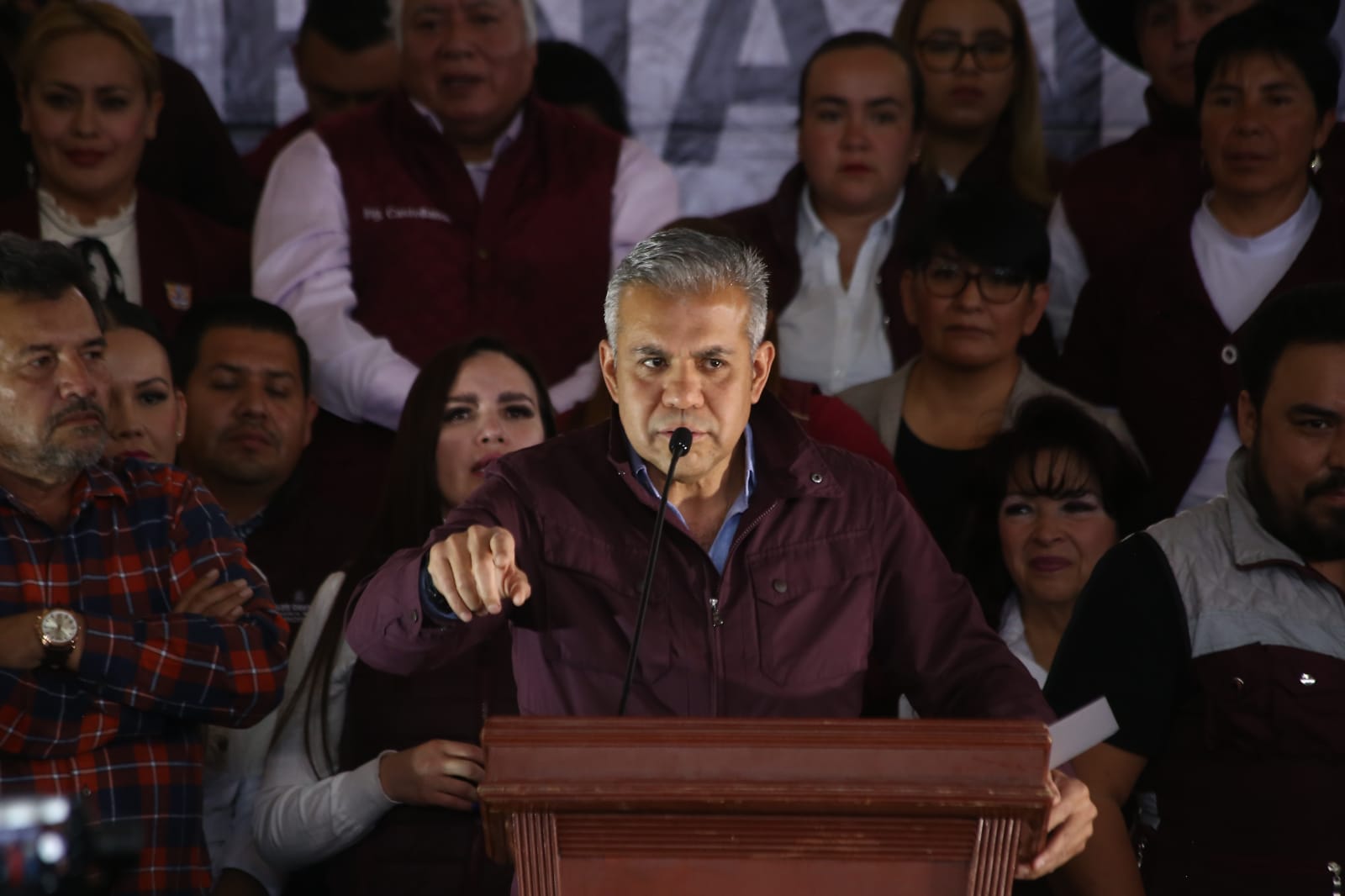 Se va Vilchis de Morena; será líder del PT en el Edomex