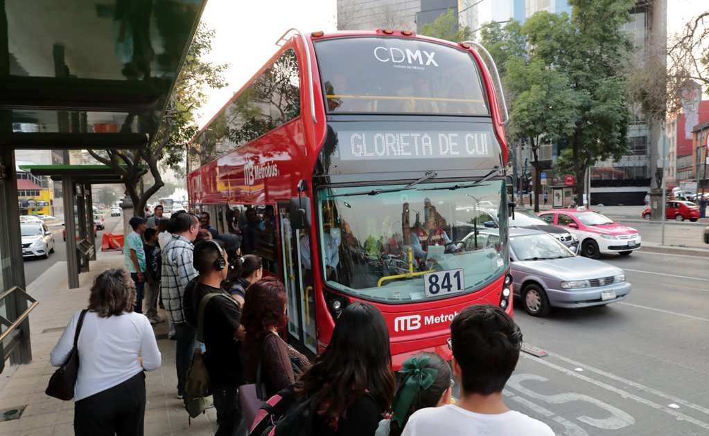 CDMX espera resolutivo de INAH para quitar publicidad en L7 del Metrobús