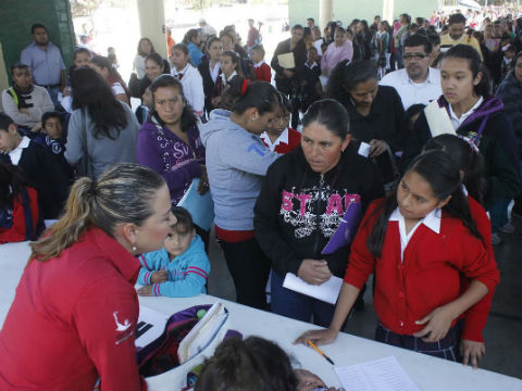 Destinan 157 mdp a becas en Querétaro