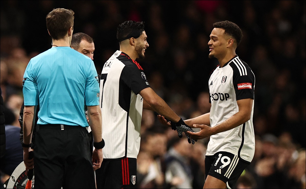 Raúl Jiménez reaparece con el Fulham tras casi dos meses de inactividad por lesión