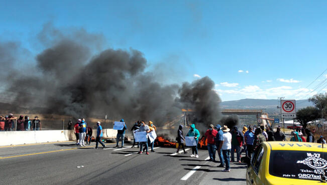 Una vez más, bloquean la carretera libre a Celaya para exigir seguridad