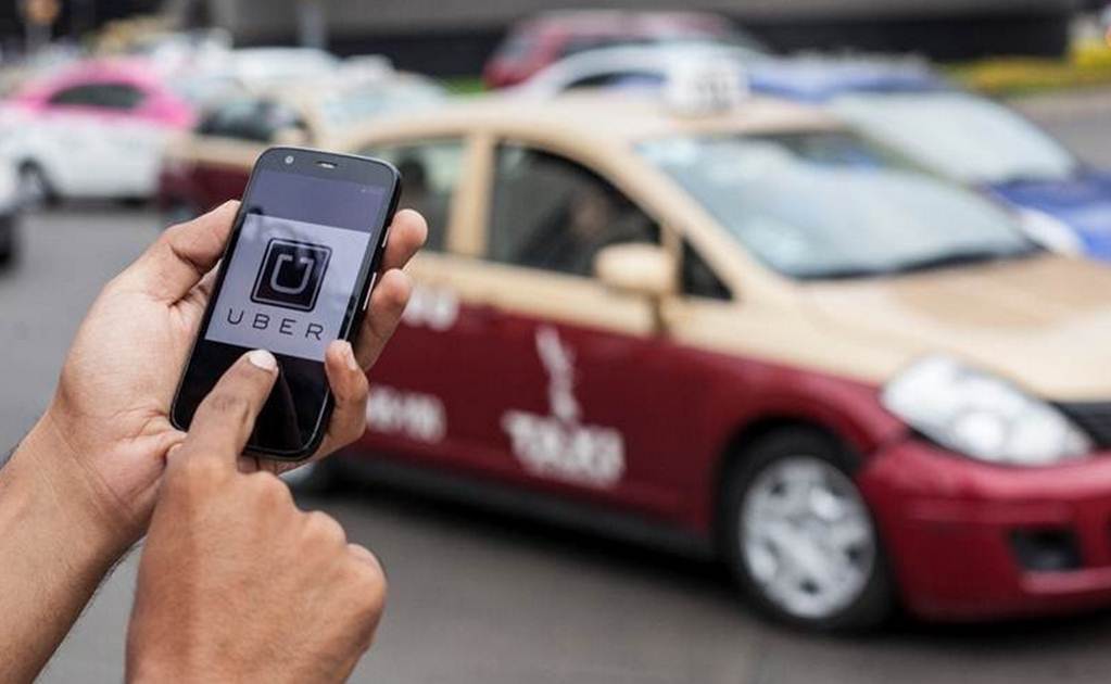 Uber podría pagar impuestos mayores que taxistas: Semovi