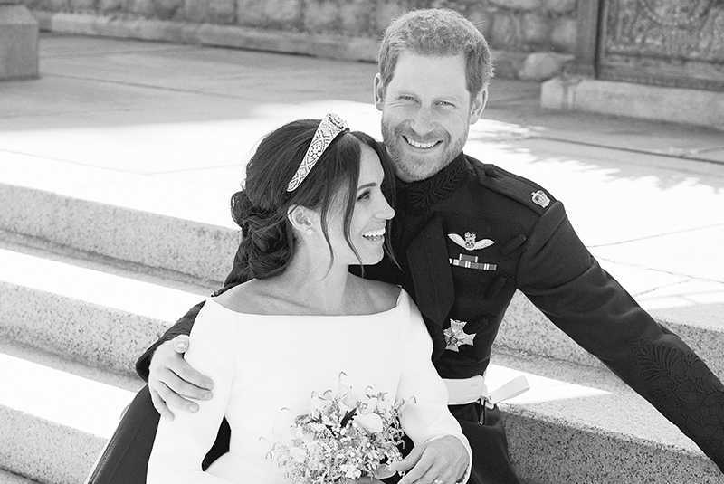 Difunden primeras fotos oficiales de la boda real