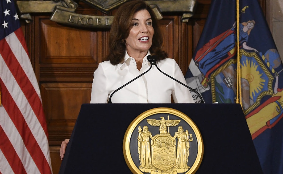 Nueva gobernadora de Nueva York revisará las políticas sobre el acoso sexual