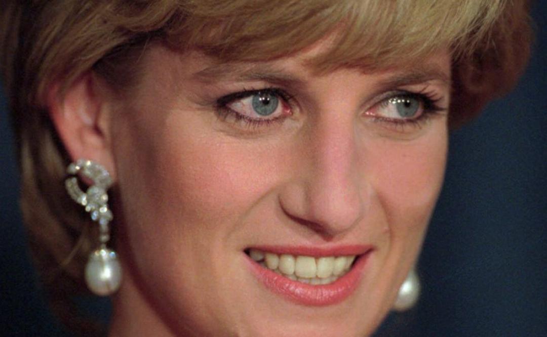 La princesa Diana intuyó su muerte 2 años antes del fatal accidente; dan a conocer escalofriantes notas