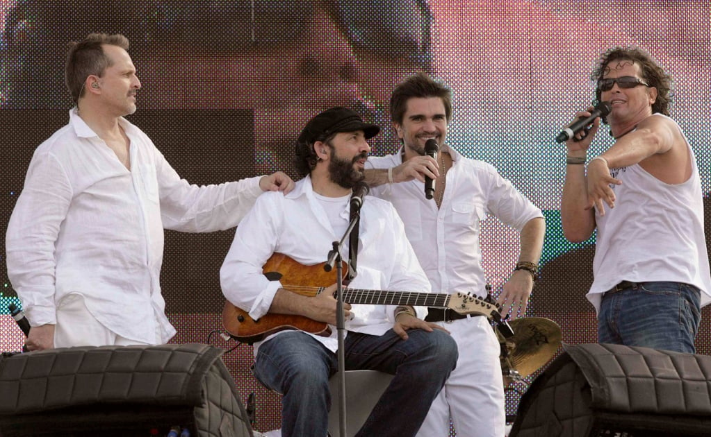 Miguel Bosé y Carlos Vives cantarán en frontera de México y EU