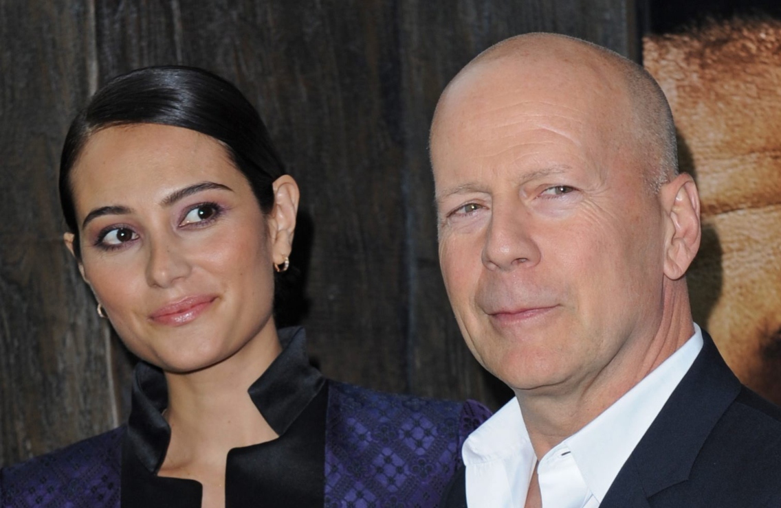 Esposa de Bruce Willis responde sobre la 'mudanza' de Demi Moore