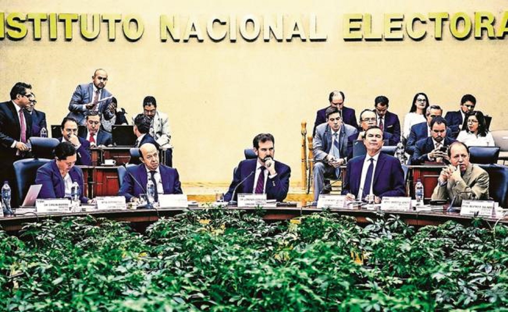 Habrá opción de diputados independientes en 16 estados