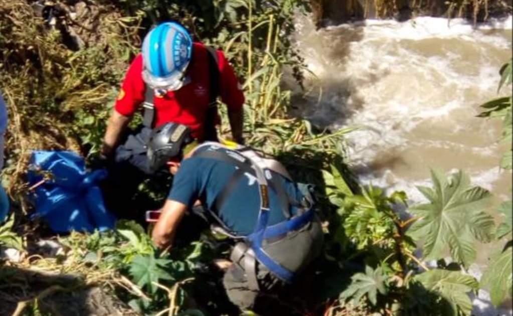 Fallece joven que cayó en canal de aguas negras en Atizapán de Zaragoza