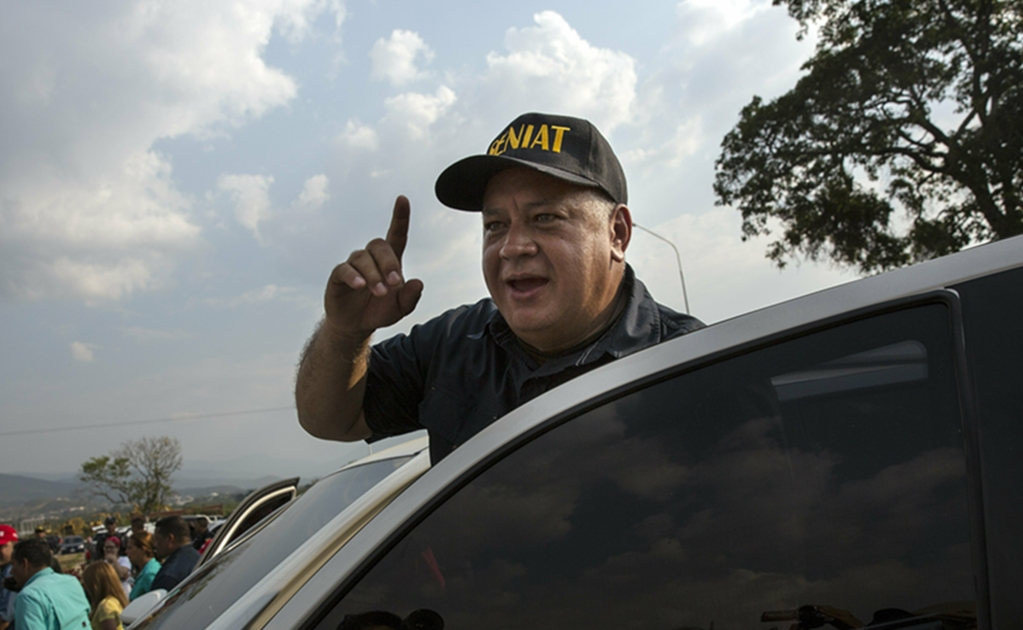 Diosdado acusa a general que respaldó a Guaidó de haber "negociado" con EU