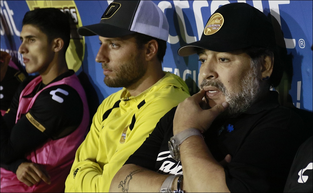 En México entrenan como en Europa: Diego Maradona