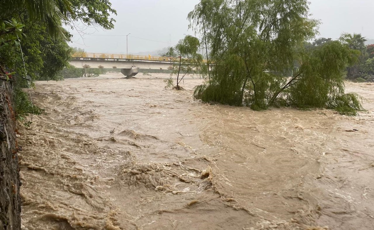 Lluvias mantienen en alerta regiones de la Sierra y la Huasteca en Hidalgo; reportan varias afectaciones