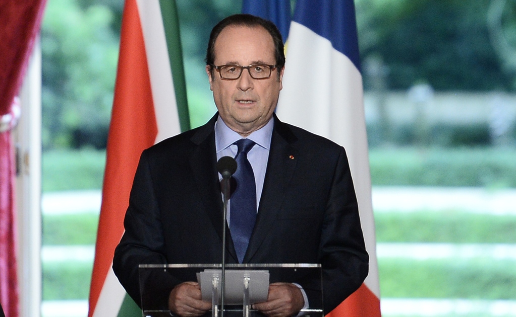 Peluquero de Hollande gana 11 mil dólares, asegura prensa