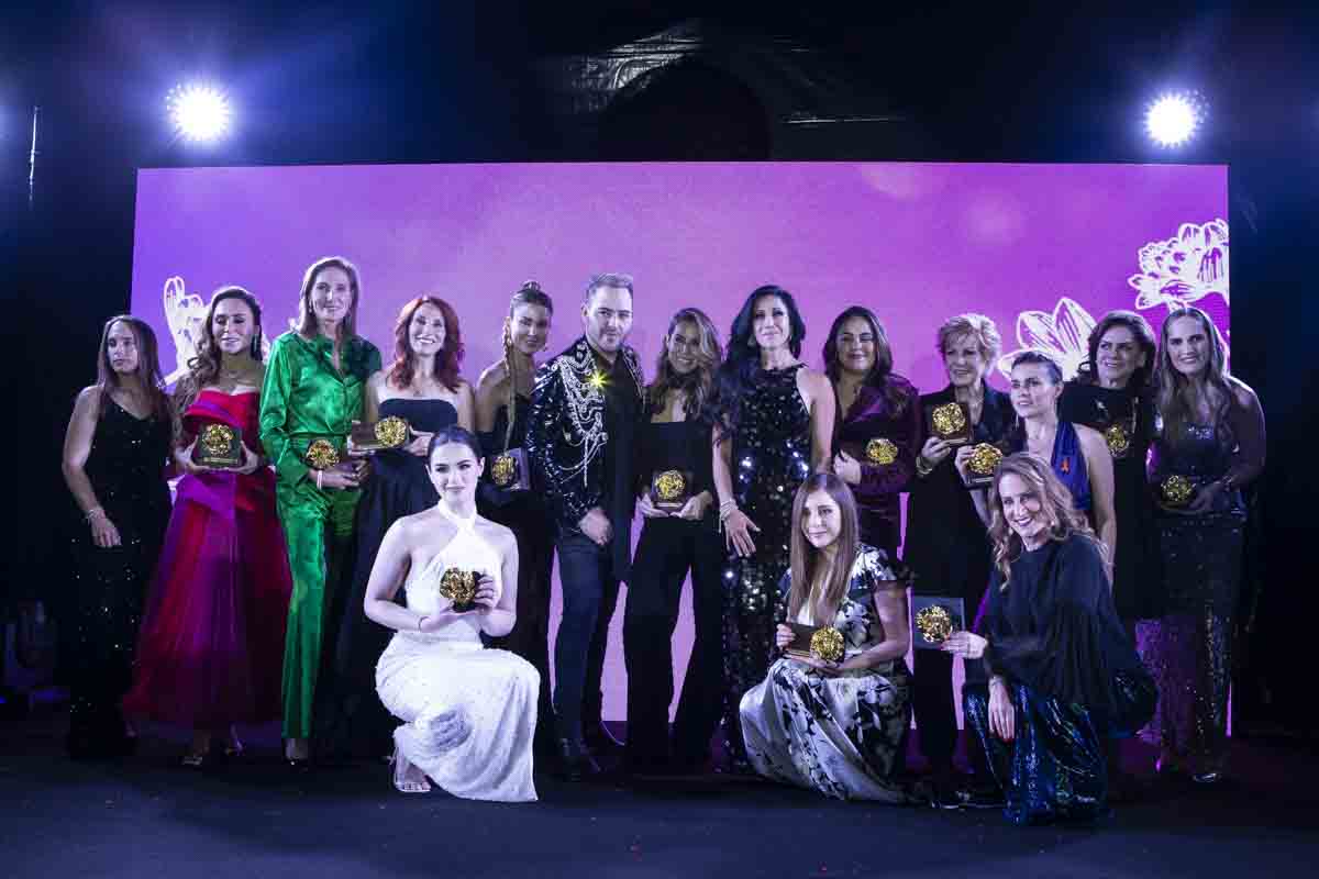 Mónica Huarte, Azul Almazán, Maxine Woodside y otras destacan por su sororidad en 2023