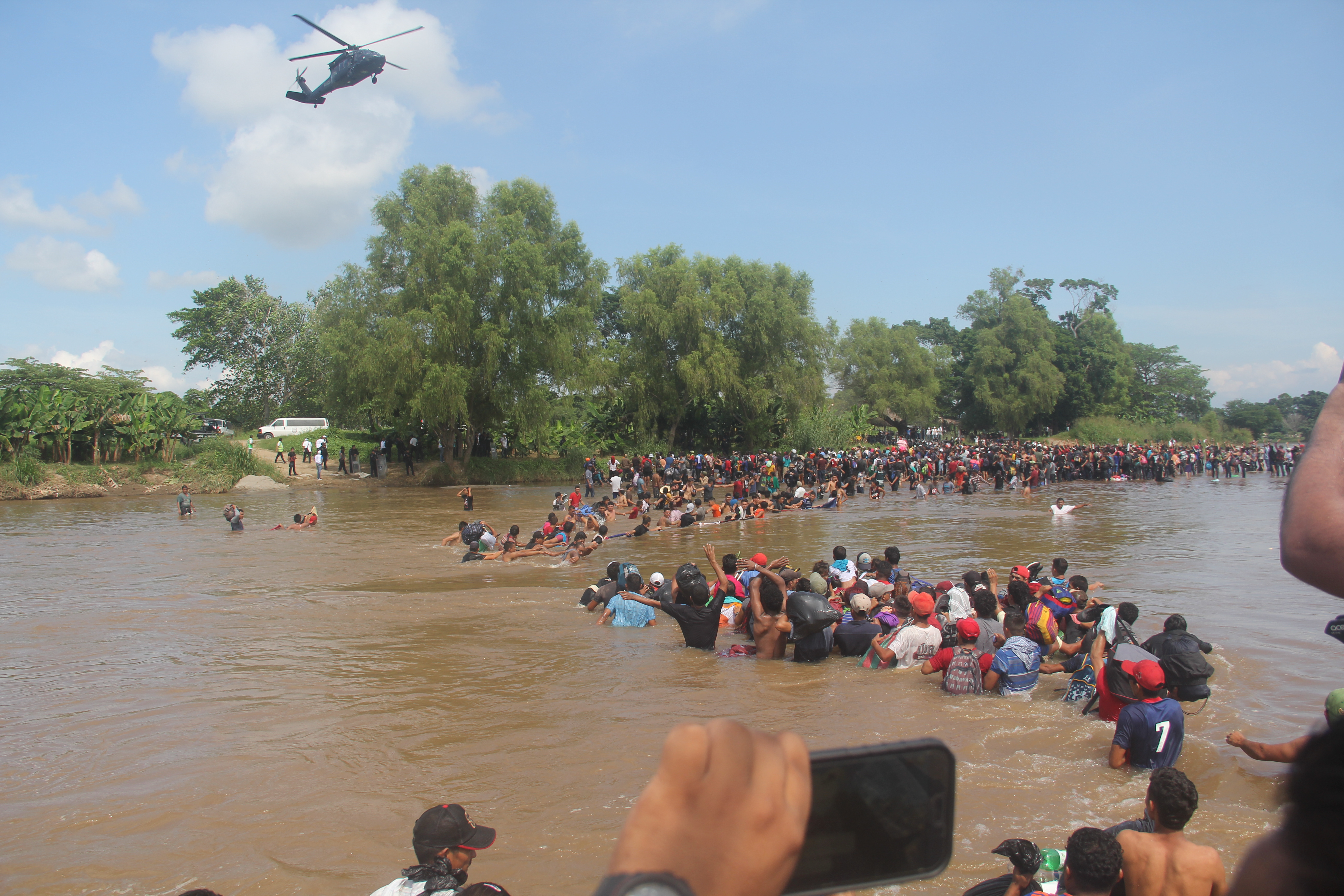 CNDH inicia queja por sobrevuelo de helicóptero de la PF sobre migrantes 