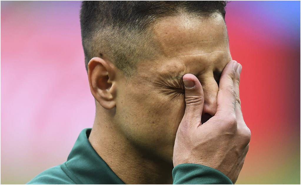 Las lágrimas de 'Chicharito' en el Himno Nacional