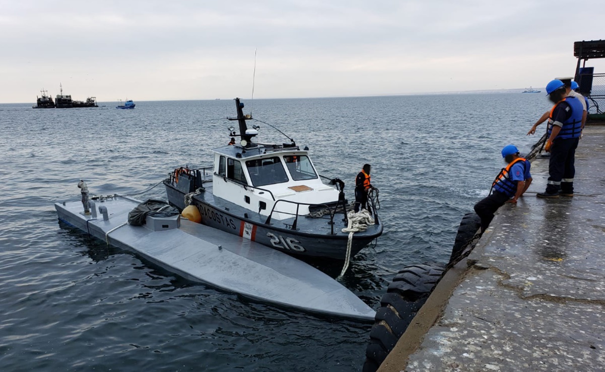 Detienen a mexicano tripulante de narcosubmarino en Perú 