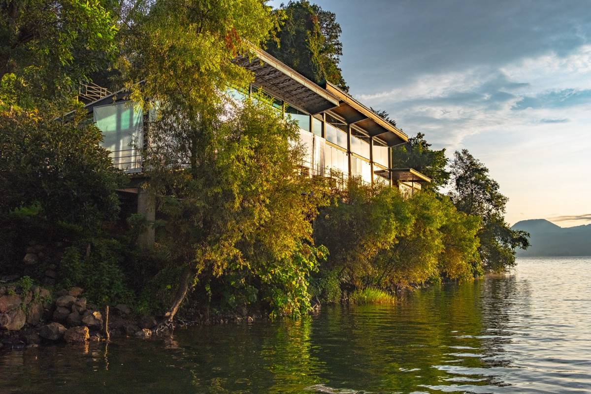 Zirahuén Forest: quédate en estas cabañas a orillas de un lago