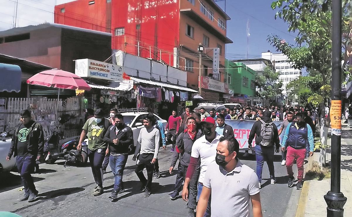 Normalistas de Ayotzinapa culpan a la policía estatal