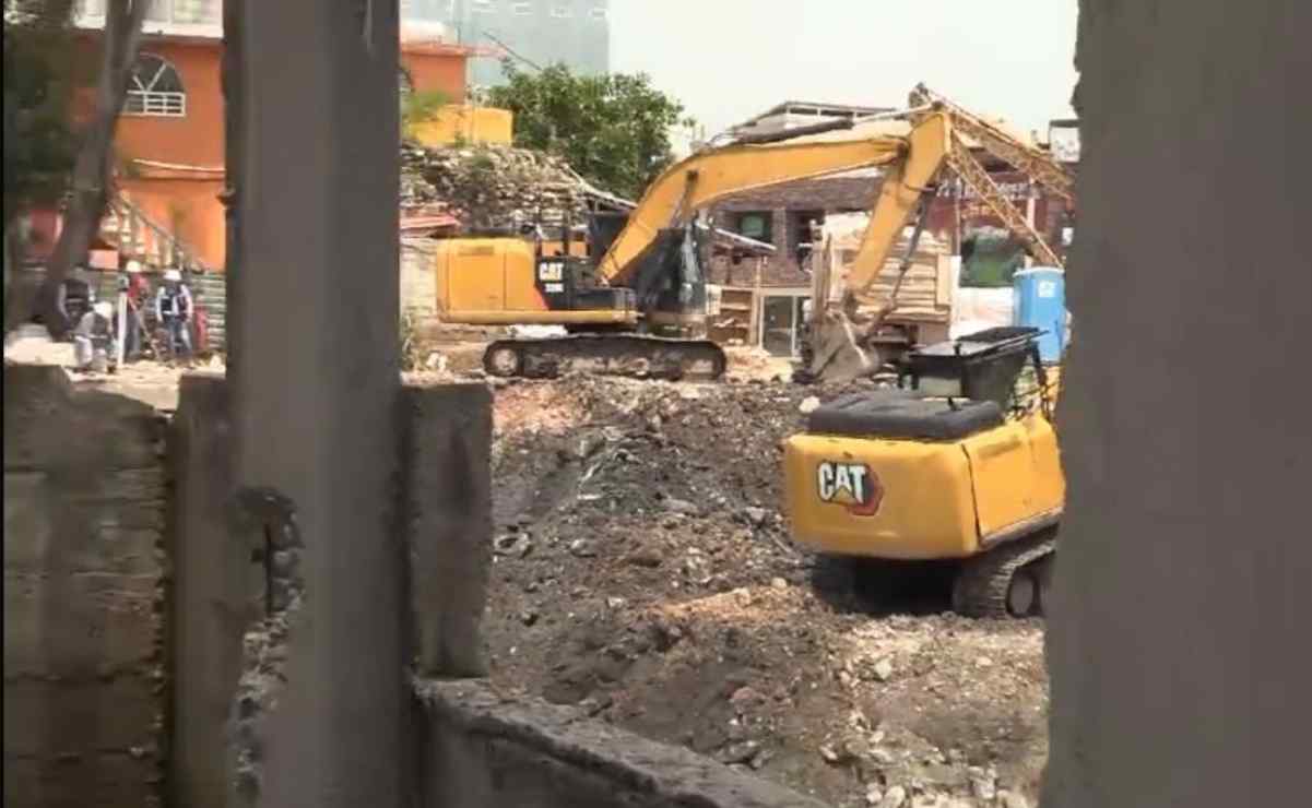 Inician demolición de vivienda afectada por un socavón en Tula, Hidalgo  