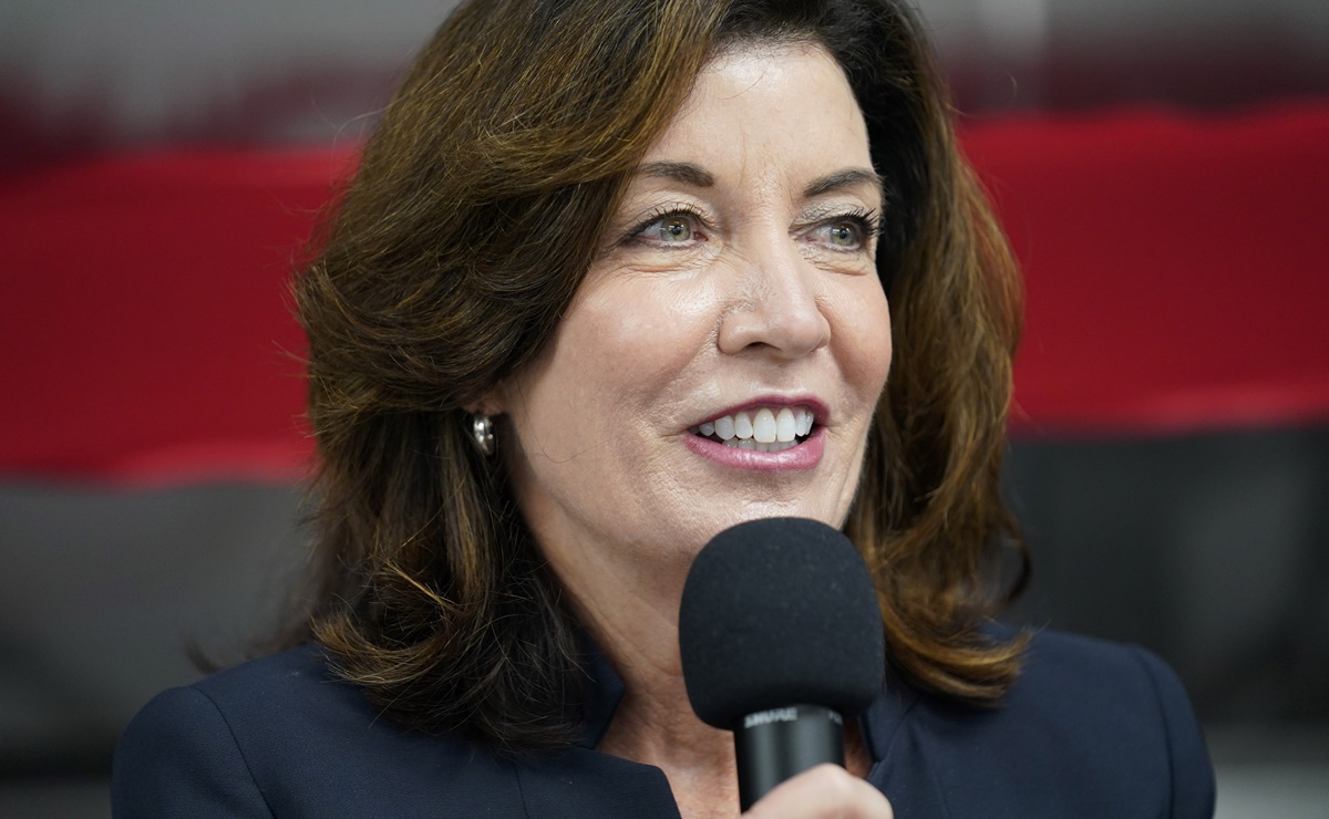 Kathy Hochul será la primera gobernadora mujer de Nueva York