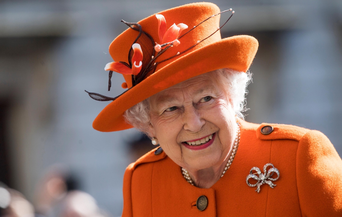 La regla de la reina Isabel II que sus bisnietos no deben romper en la mesa