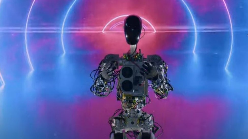 Optimus: el nuevo robot de Tesla que busca ser el primero en venderse masivamente