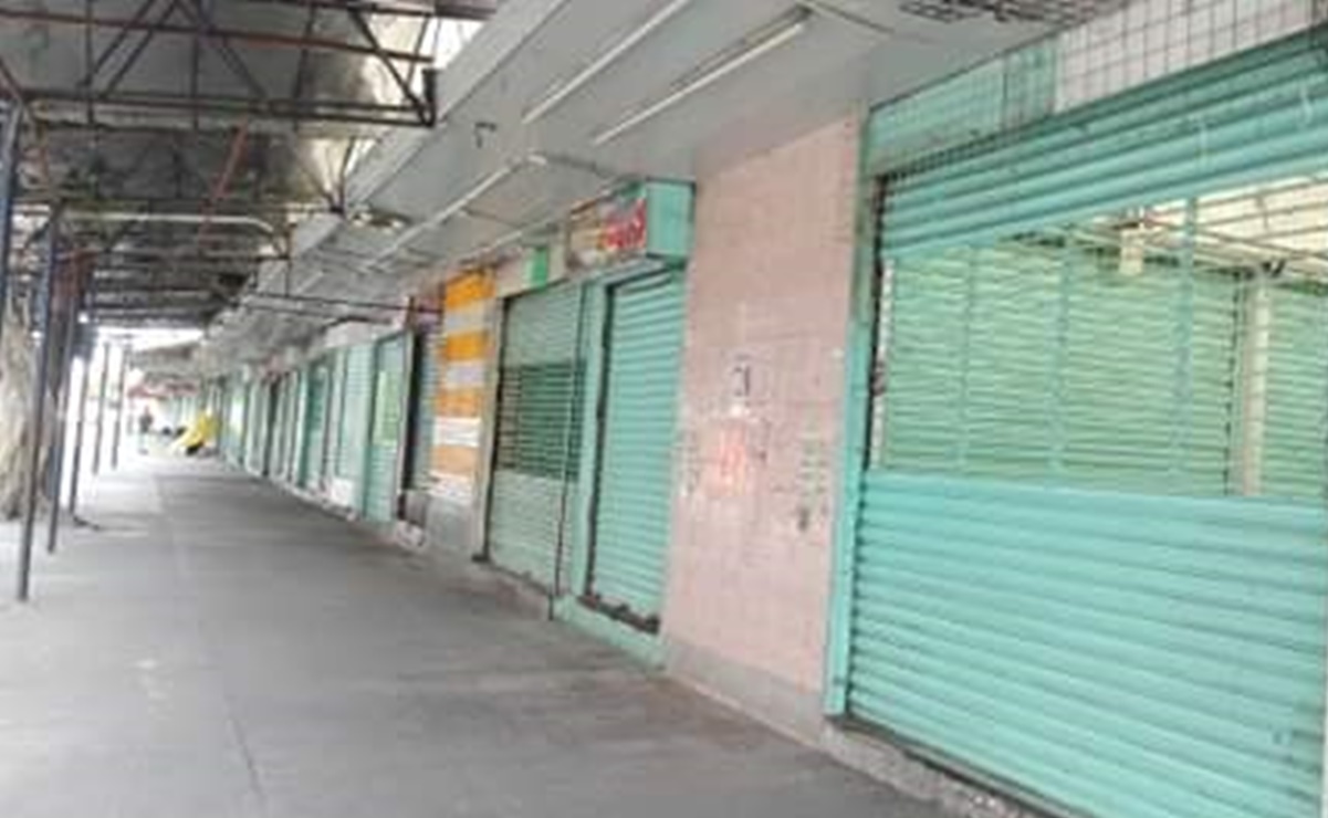 Locatarios de Mixcalco piden apoyo económico y seguridad por cierre de mercado