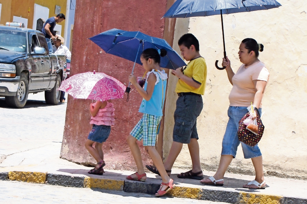 Emiten recomendaciones para evitar golpe de calor 