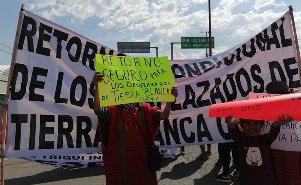 Avanza Caravana del pueblo Triqui de Oaxaca a la CDMX; buscan audiencia con AMLO