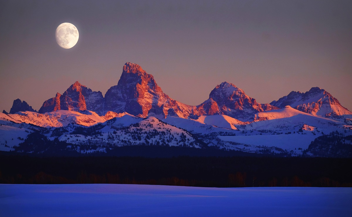 Luna llena de nieve. ¿Por qué se llama así? ¿Cuándo y cómo verla?