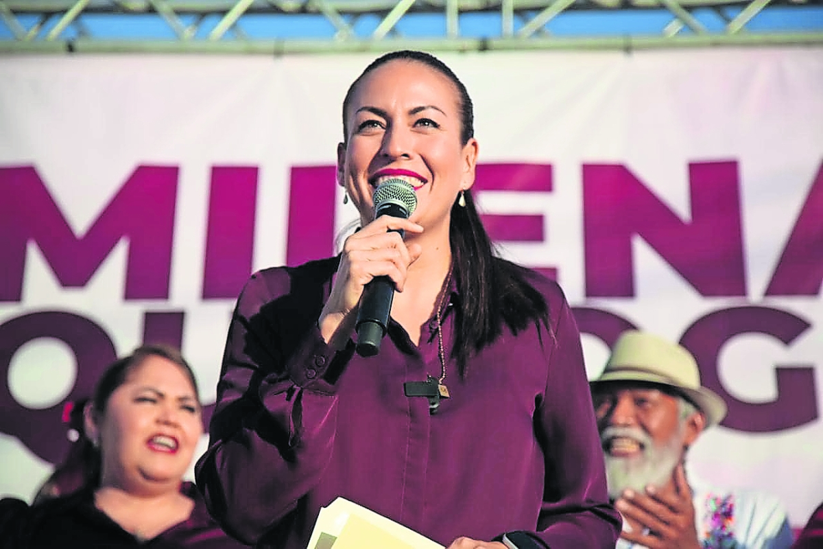 Sin cumplir, pero alcaldesa de La Paz se va a la campaña