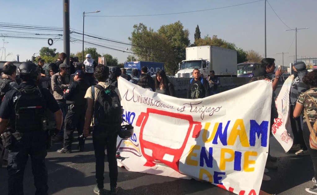 Investigan detención de estudiantes que protestaban contra "tarifazo" en Edomex