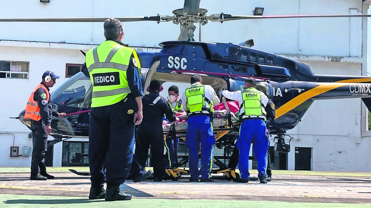 Trasladan a niñas a hospitales de la CDMX en helicóptero