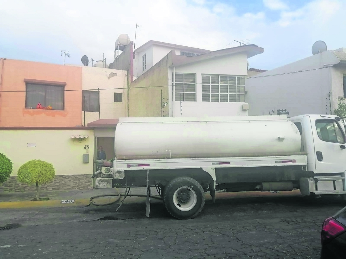 Afecta a 45 colonias de Cuautitlán Izcalli baja presión del líquido