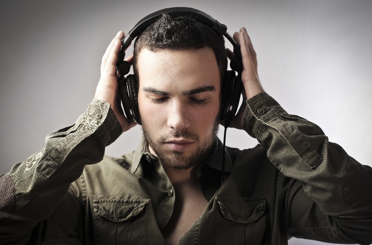 Estudio revela que el reggaetón provoca mayor actividad cerebral que la música clásica 