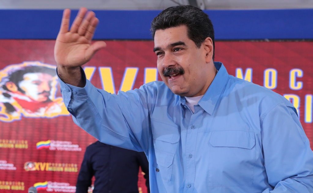 A Maduro "se le chispoteó" durante discurso a médicos venezolanos 