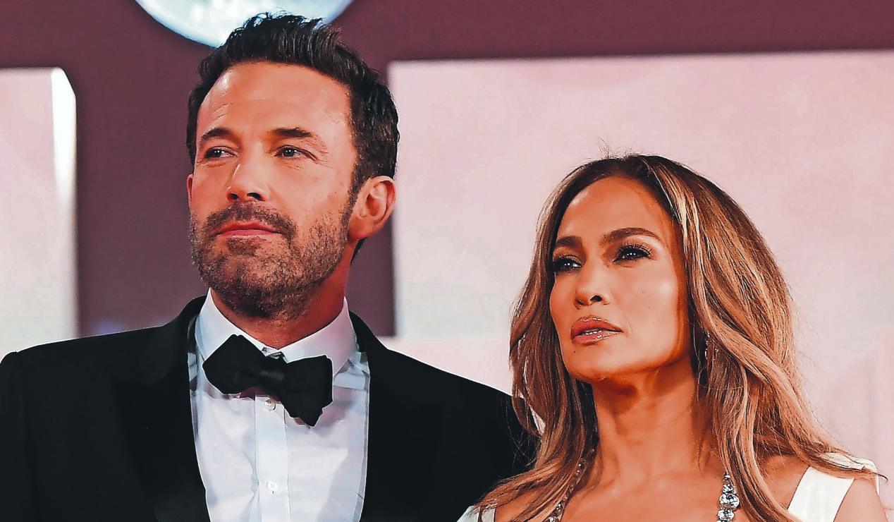 Jennifer Lopez y Ben Affleck se reencuentran en desayuno con café y donas