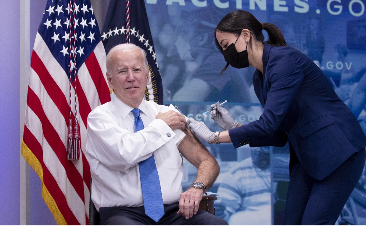 Joe Biden recibe una nueva dosis de refuerzo contra la Covid-19