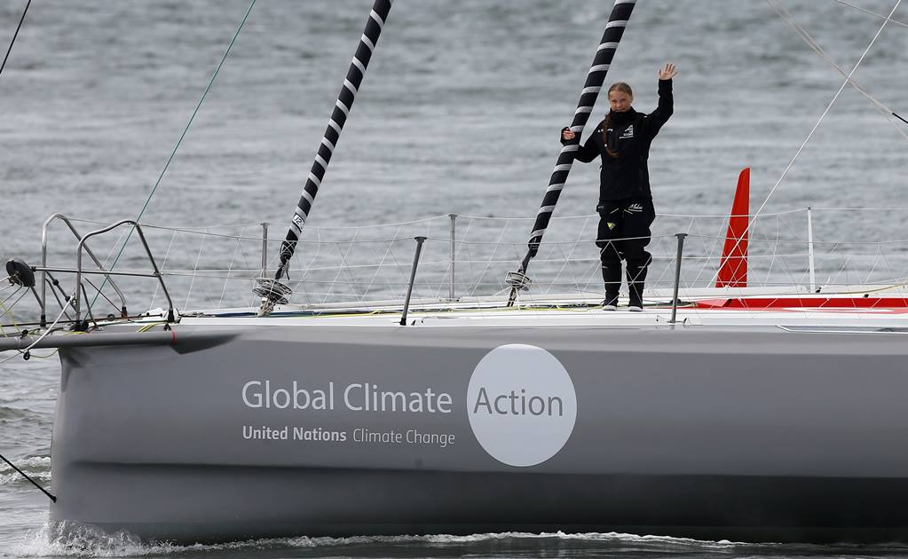 Activista Greta Thunberg comienza viaje en velero hacia cumbre climática en EU