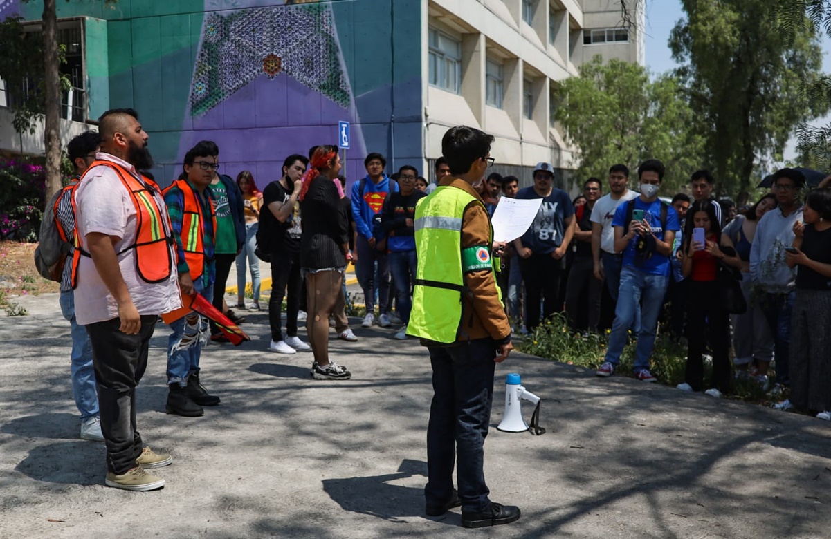 Fallaron 121 altavoces en la CDMX durante el Simulacro Nacional, dice el director del C5