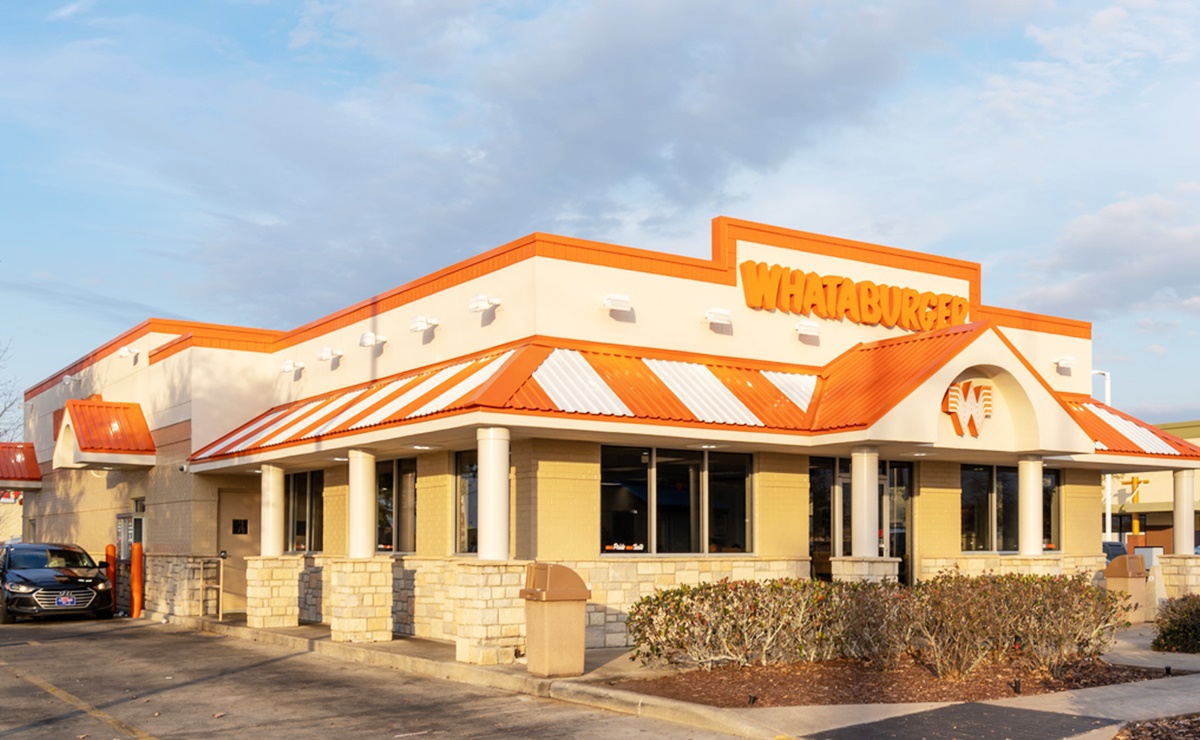 Día Nacional de Whataburger: el exitoso restaurante que nació en Corpus Christi, Texas