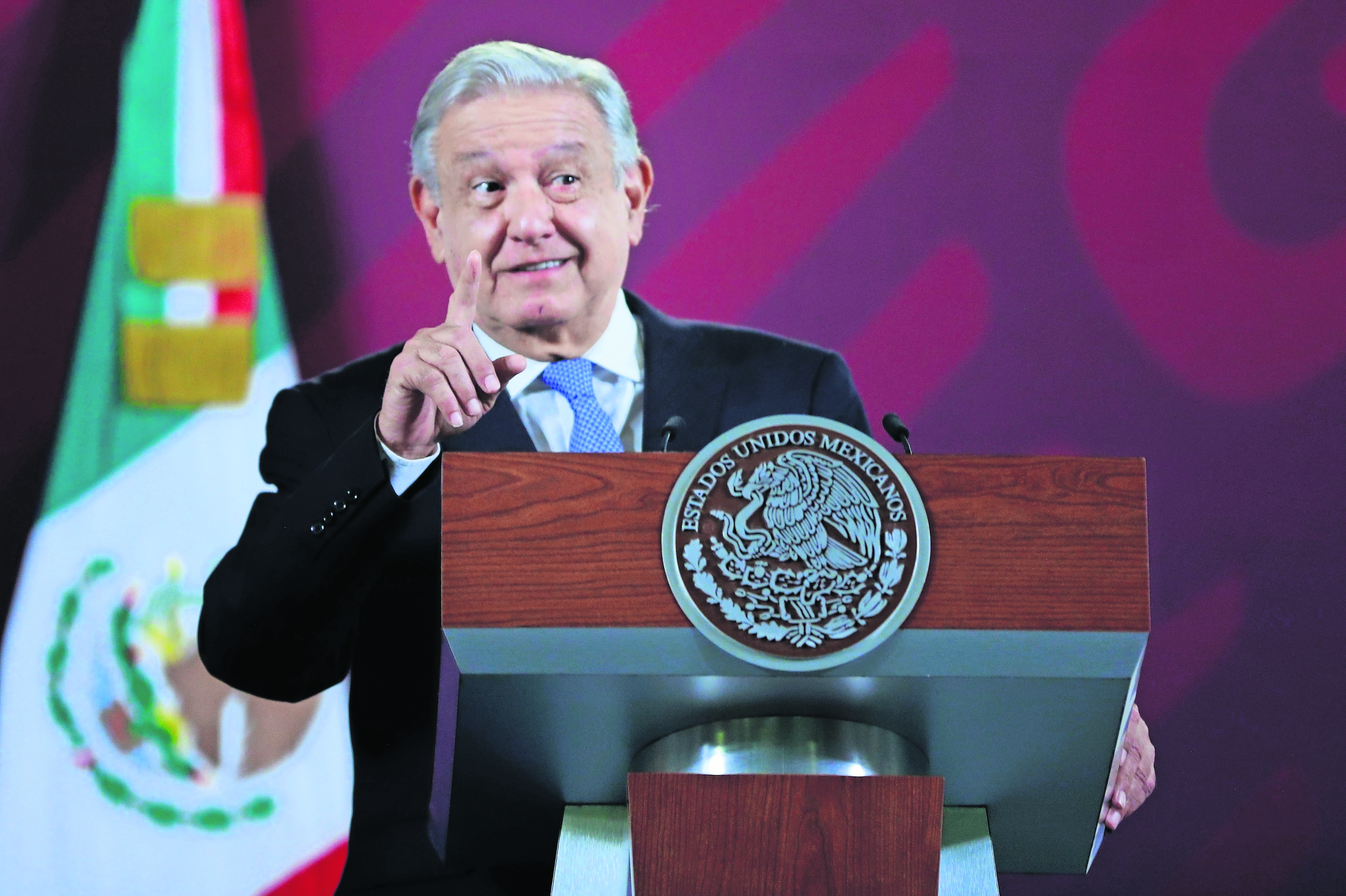 ¿Quién pinta a AMLO? Quieren mantener el misterio