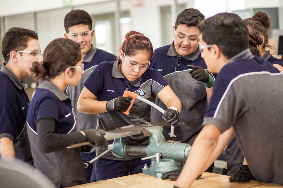 BMW abre centro de entrenamiento