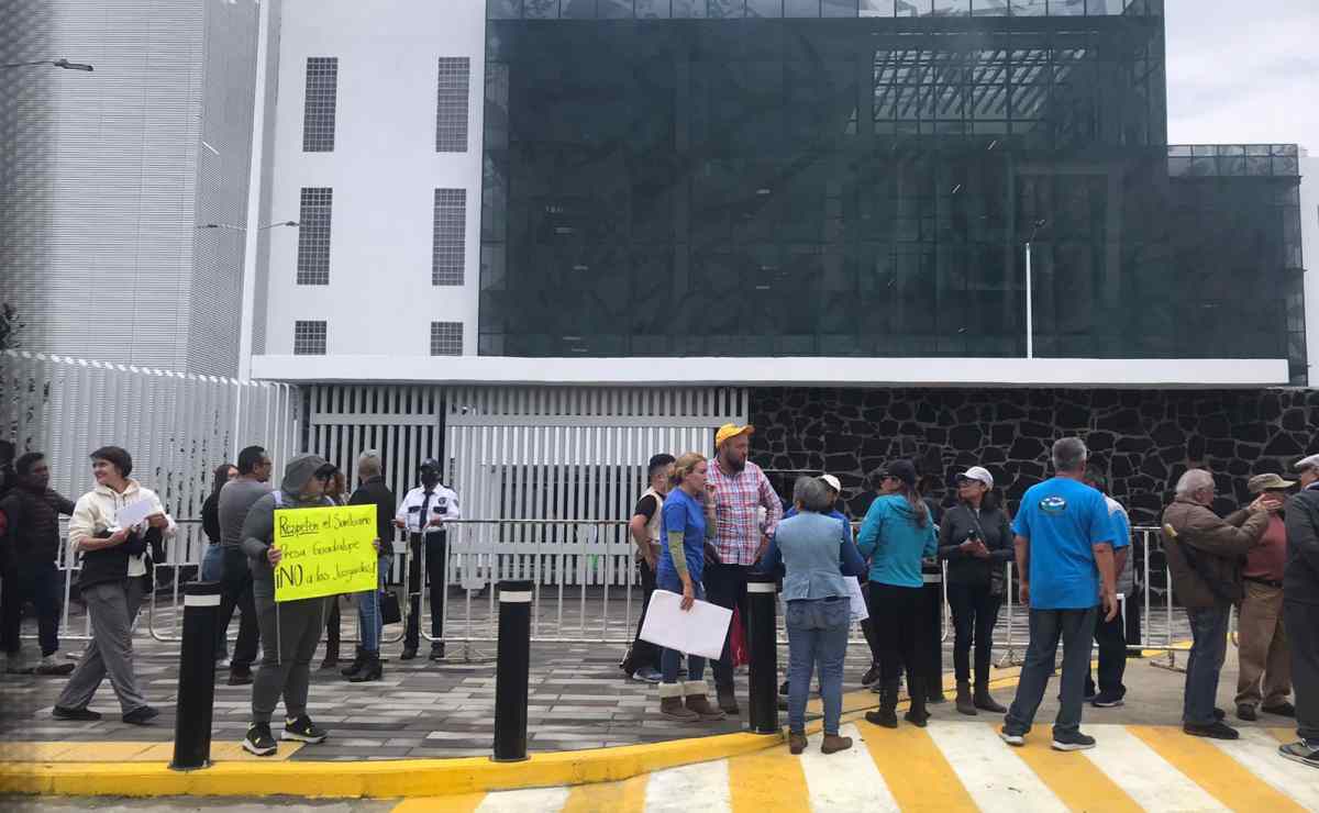 Vecinos de Cuautitlán Izcalli se manifiestan en contra de los juzgados de Lago Guadalupe