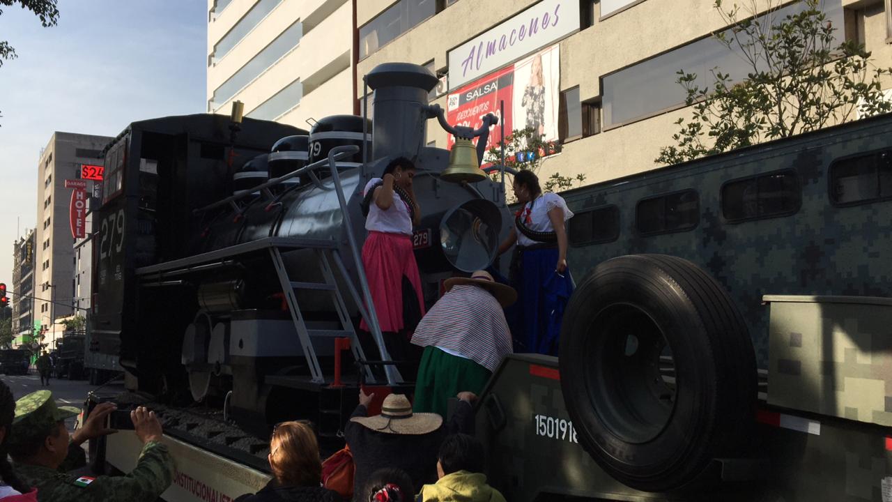 Sigue minutoxminuto el desfile de la Revolución Mexicana